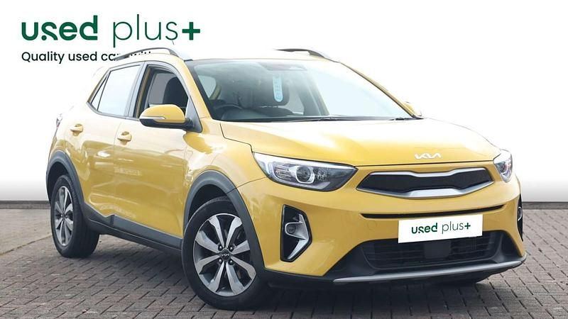 Used Kia Stonic 100 HP (73 kW) 2023 Yellow SUV