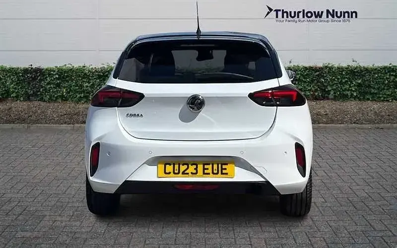 Used Vauxhall Corsa 75 HP (55 kW) 2023 White Hatchback