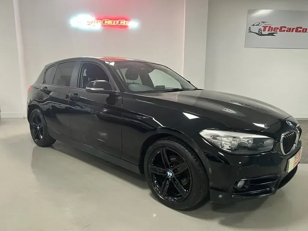 Used BMW 118 Sport Line 150 HP (110 kW) 2016 Black Hatchback