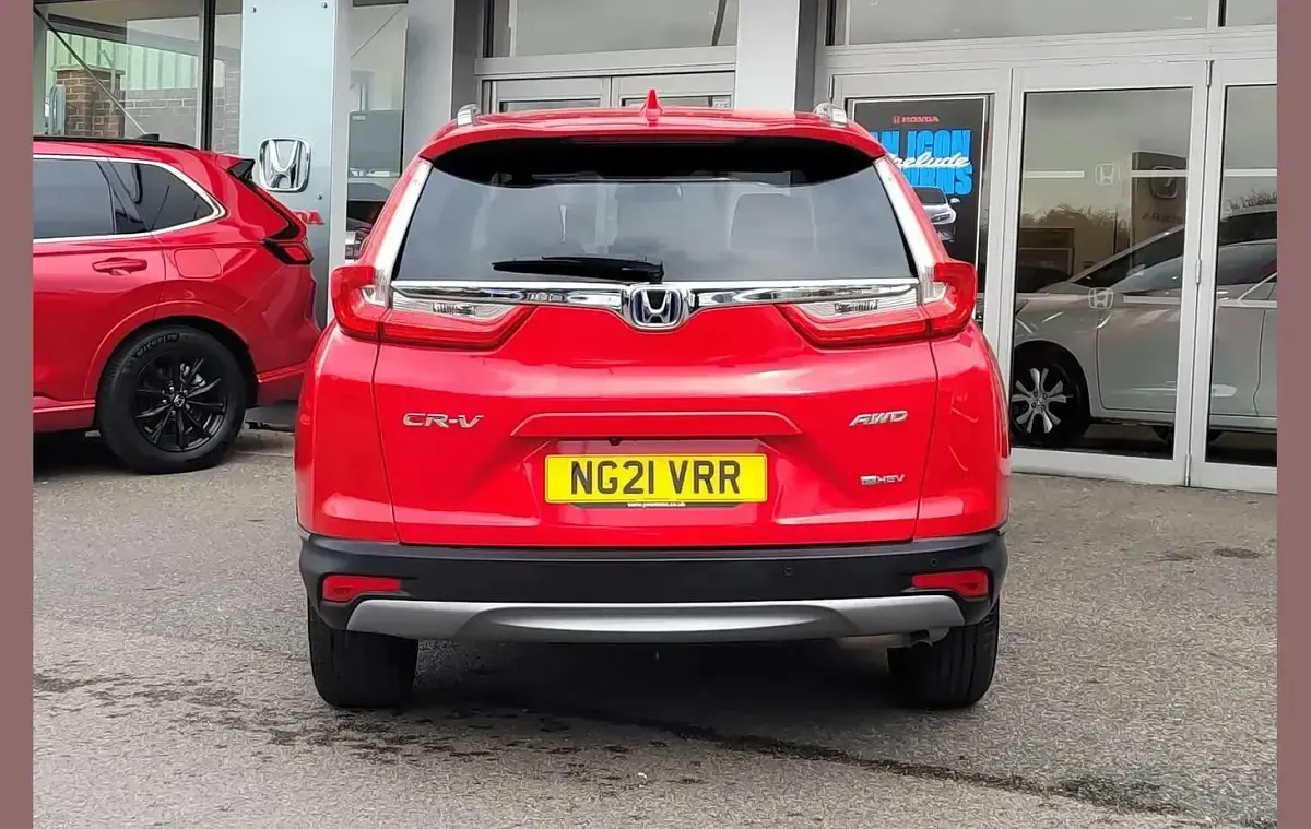 Używany Honda CR-V Hybrid 184 KM (135 kW) 2021 Czerwony SUV