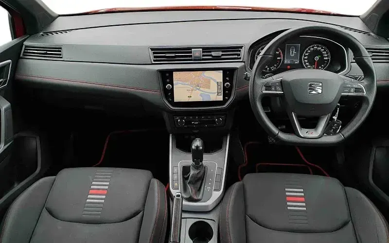 Used Seat Arona FR 116 HP (85 kW) 2019 Red SUV