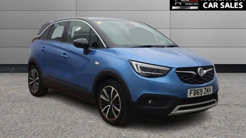 Blue Used 2019 Vauxhall Crossland X Elite SUV | £7,250 (Fair price) - Image 1/4