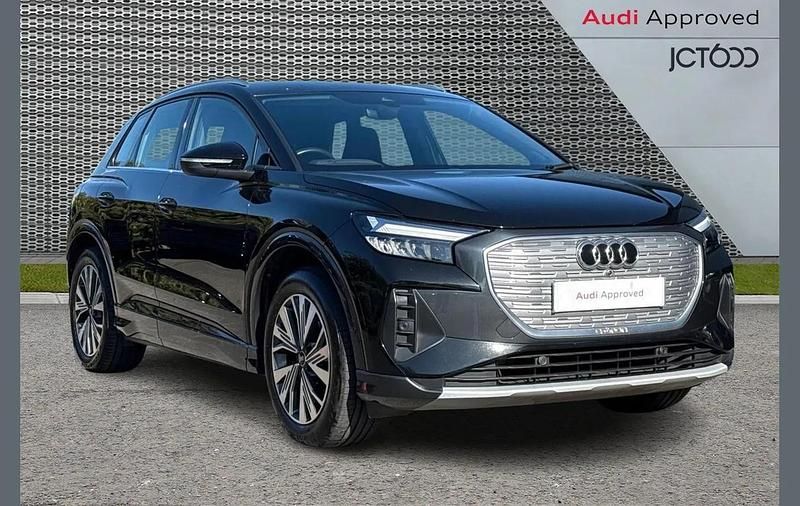 Used Audi Q4 e-tron Sport 125 kW (170 HP) 2023 Black SUV