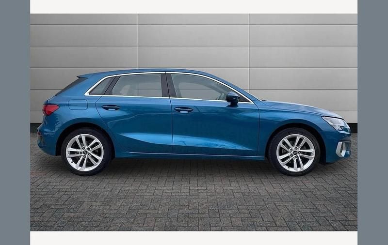 Used Audi A3 Sport 110 HP (80 kW) 2022 Blue Sedan