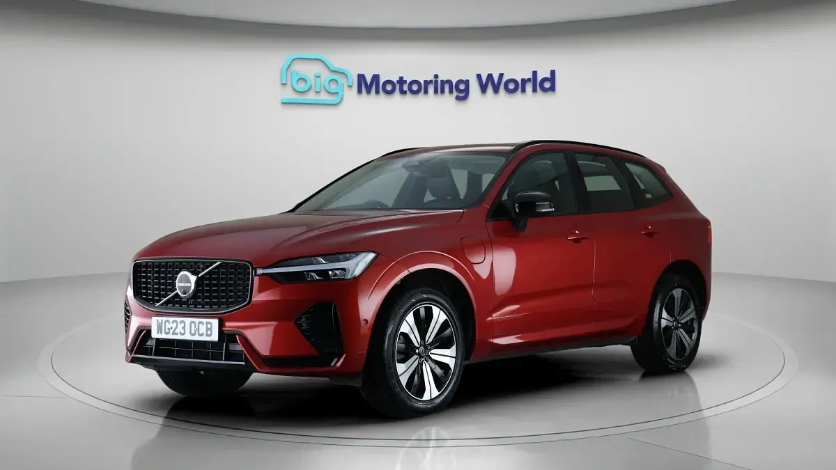 Used Volvo XC60 Plus 249 HP (183 kW) 2023 SUV