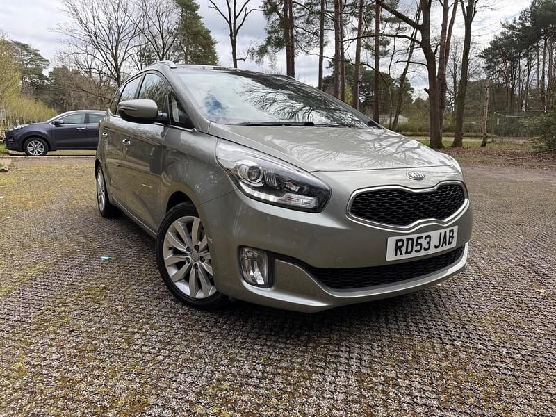 Used Kia Carens 134 HP (98 kW) 2014 Silver MPV