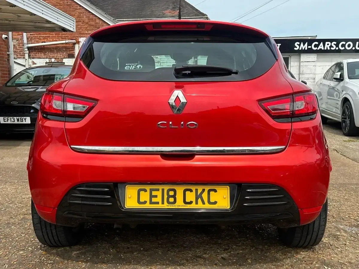 Usado Renault Clio IV Dynamique 2018 Vermelho Citadino