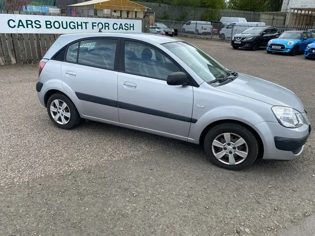 Used Kia Rio 2007 Grey Hatchback