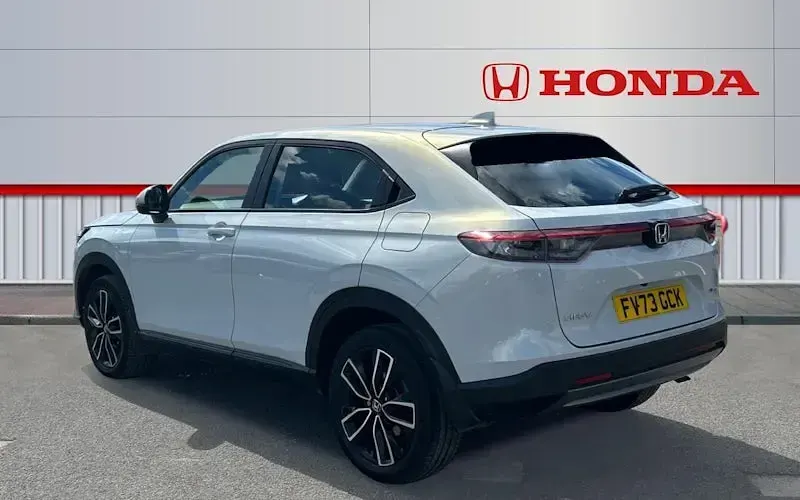 Used Honda HR-V Elegance 131 HP (96 kW) 2024 White SUV