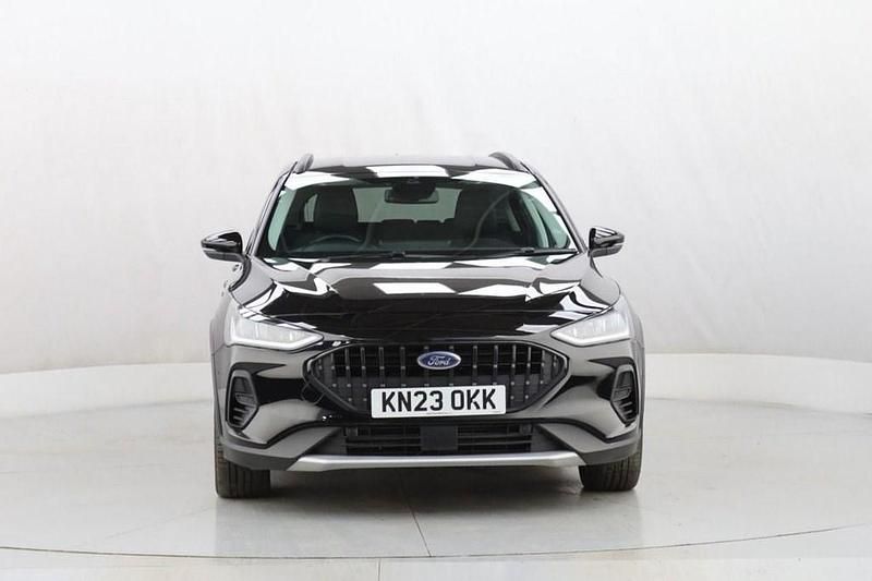 Used Ford Focus Active X 125 HP (91 kW) 2023 Black Hatchback
