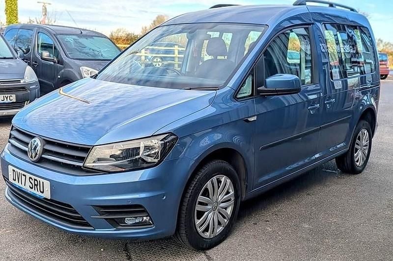 Used VW Caddy Life 150 HP (110 kW) 2017 Blue MPV