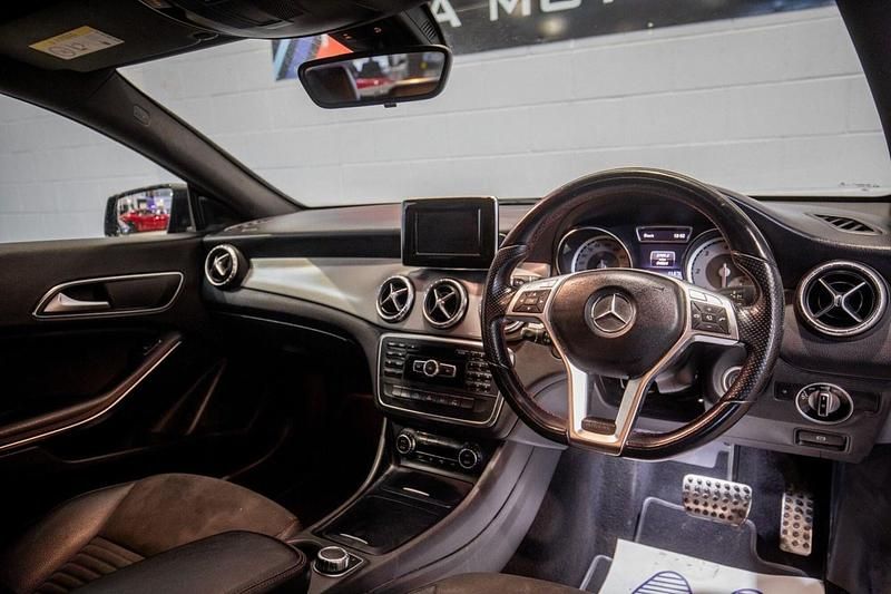 Used Mercedes CLA220 AMG 170 HP (125 kW) 2014 Mauve/purple Sedan