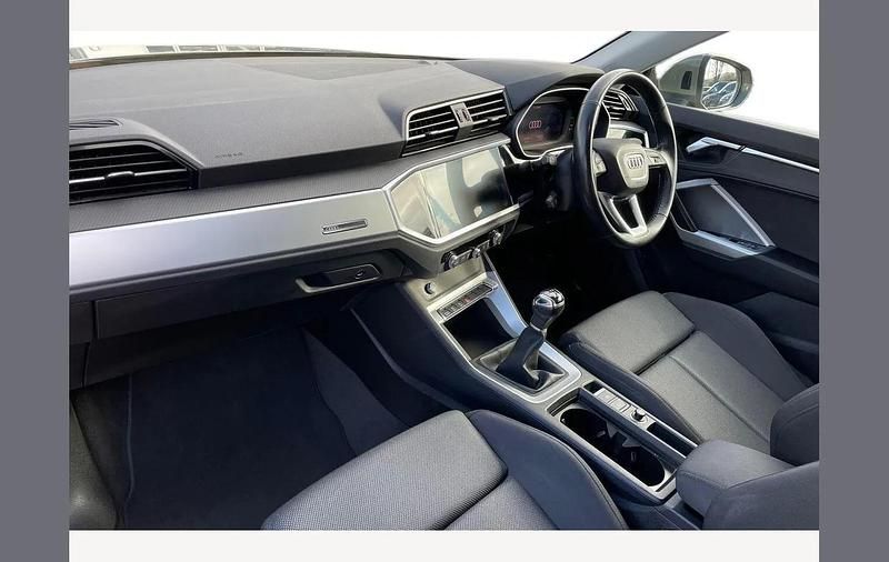 Used Audi Q3 Sport 150 HP (110 kW) 2019 Grey SUV