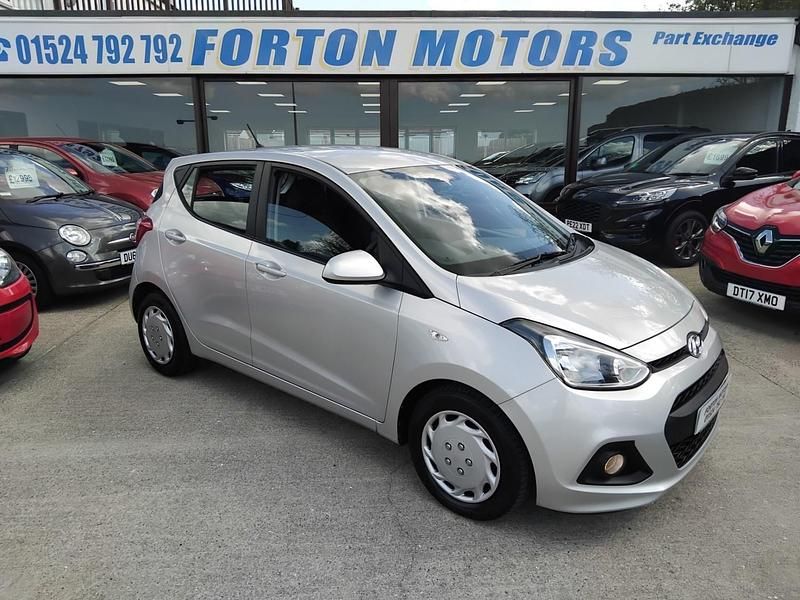 Usado Hyundai i10 SE 2015 Prateado Citadino
