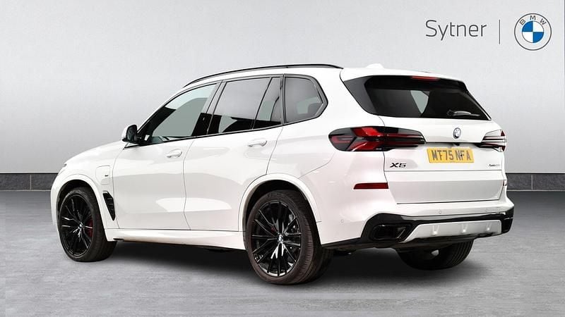 Used BMW X5 M Sport 482 HP (354 kW) 2025 White SUV