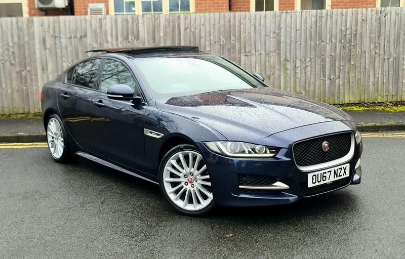 Used Jaguar XE R-Sport 240 HP (176 kW) 2017 Blue Sedan