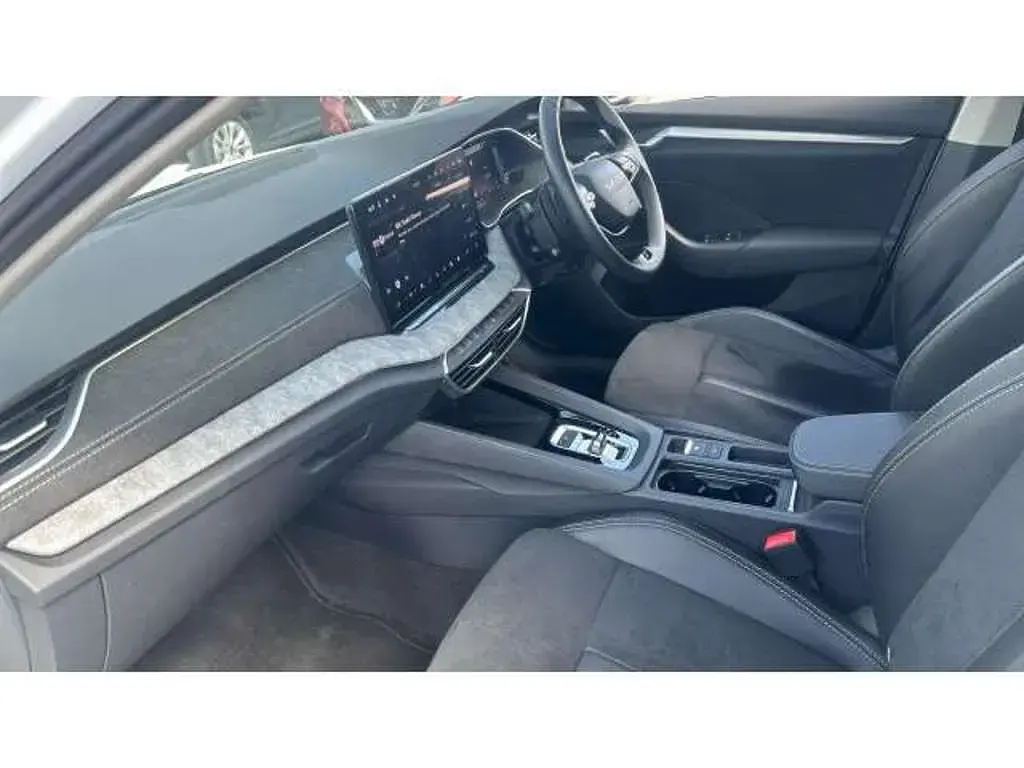 Used Skoda Octavia SE L 150 HP (110 kW) 2025 Estate