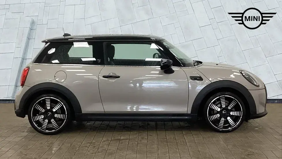 Used Mini Cooper Exclusive 134 HP (98 kW) 2022 Grey Hatchback
