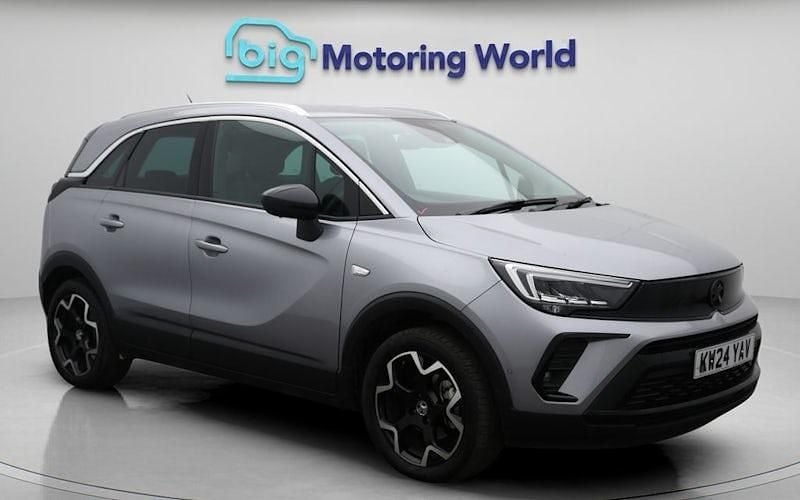 Used 2024 Vauxhall Crossland Ultimate SUV | £17,042 (Fair price) - Image 1/4