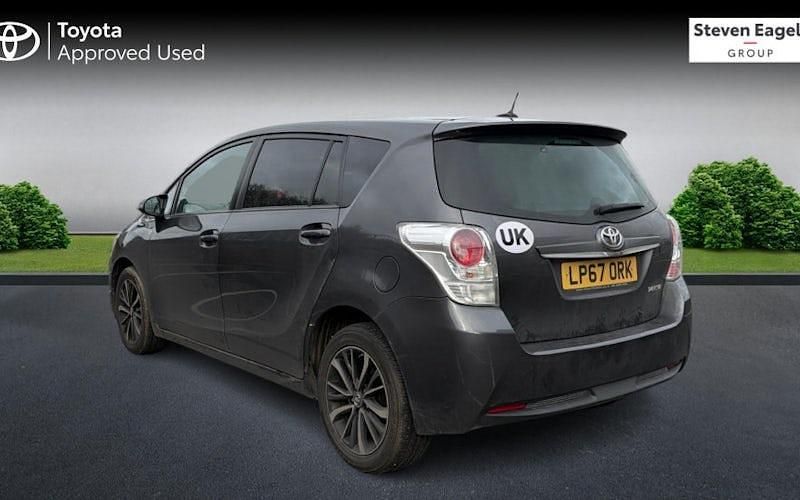 Used Toyota Verso Design 147 HP (108 kW) 2017 MPV