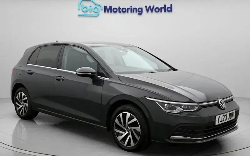 Used VW Golf VIII Style 204 HP (150 kW) 2023 Hatchback