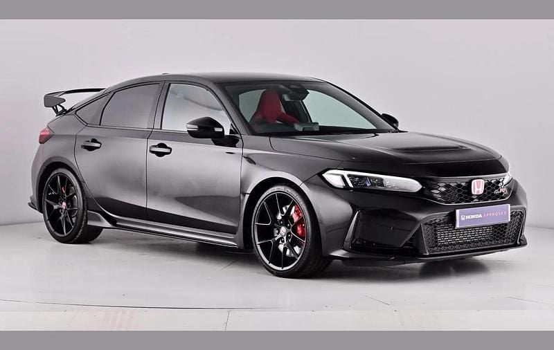 Crystal black Used 2025 Honda Civic Type R Hatchback | £46,995 (A bit pricey) - Image 1/4