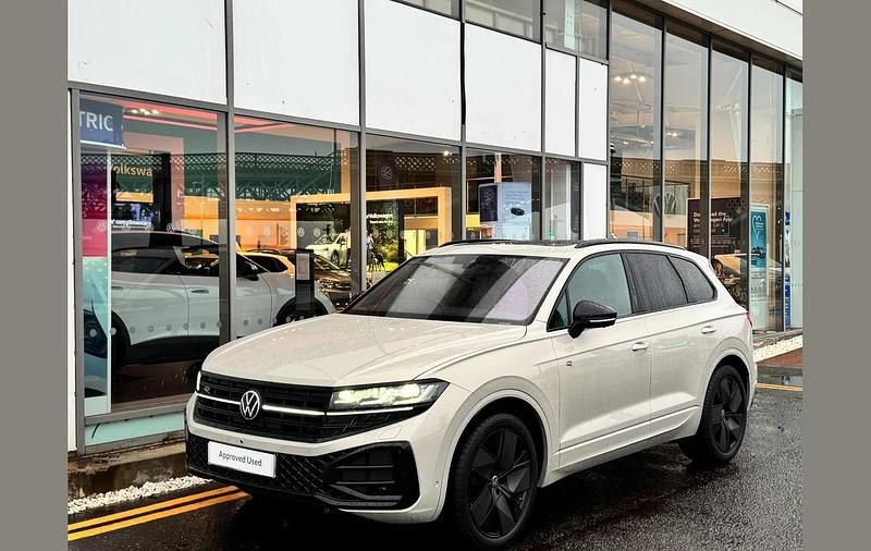 Beige Used 2025 VW Touareg Black Edition SUV | £59,999 - Image 1/4