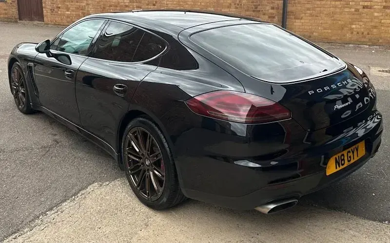 Used Porsche Panamera Diesel 300 HP (220 kW) 2015 Black Hatchback
