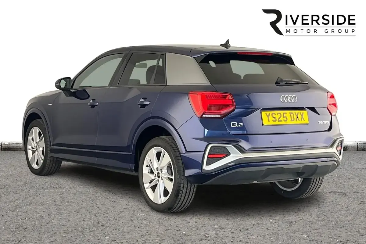 Used Audi Q2 S-Line 150 HP (110 kW) 2025 Blue SUV