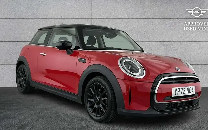 Used Mini Cooper Classic 136 HP (100 kW) 2022 Hatchback