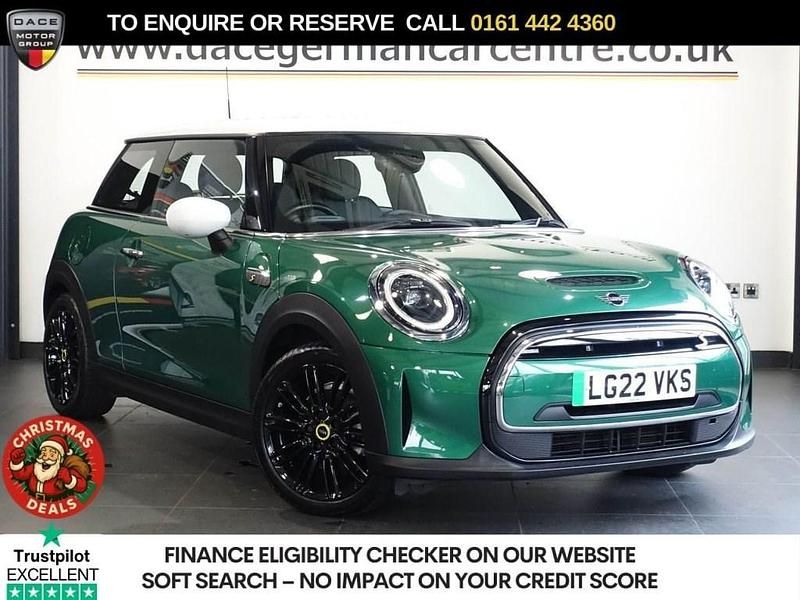 Green Used 2022 Mini Cooper SE Hatch Hatchback | £13,240 (Good price) - Image 1/4