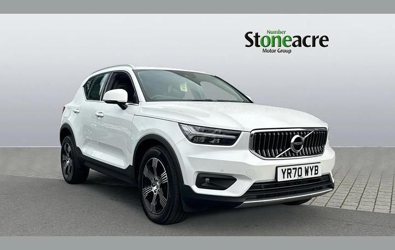 Used Volvo XC40 Inscription 161 HP (118 kW) 2020 White SUV