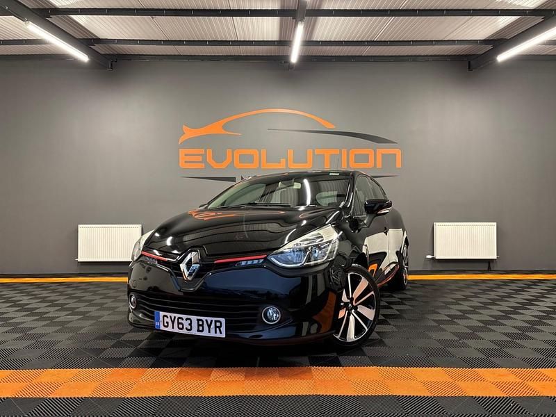 Black Used 2014 Renault Clio IV Dynamique Hatchback | £6,495 (Fair price) - Image 1/4