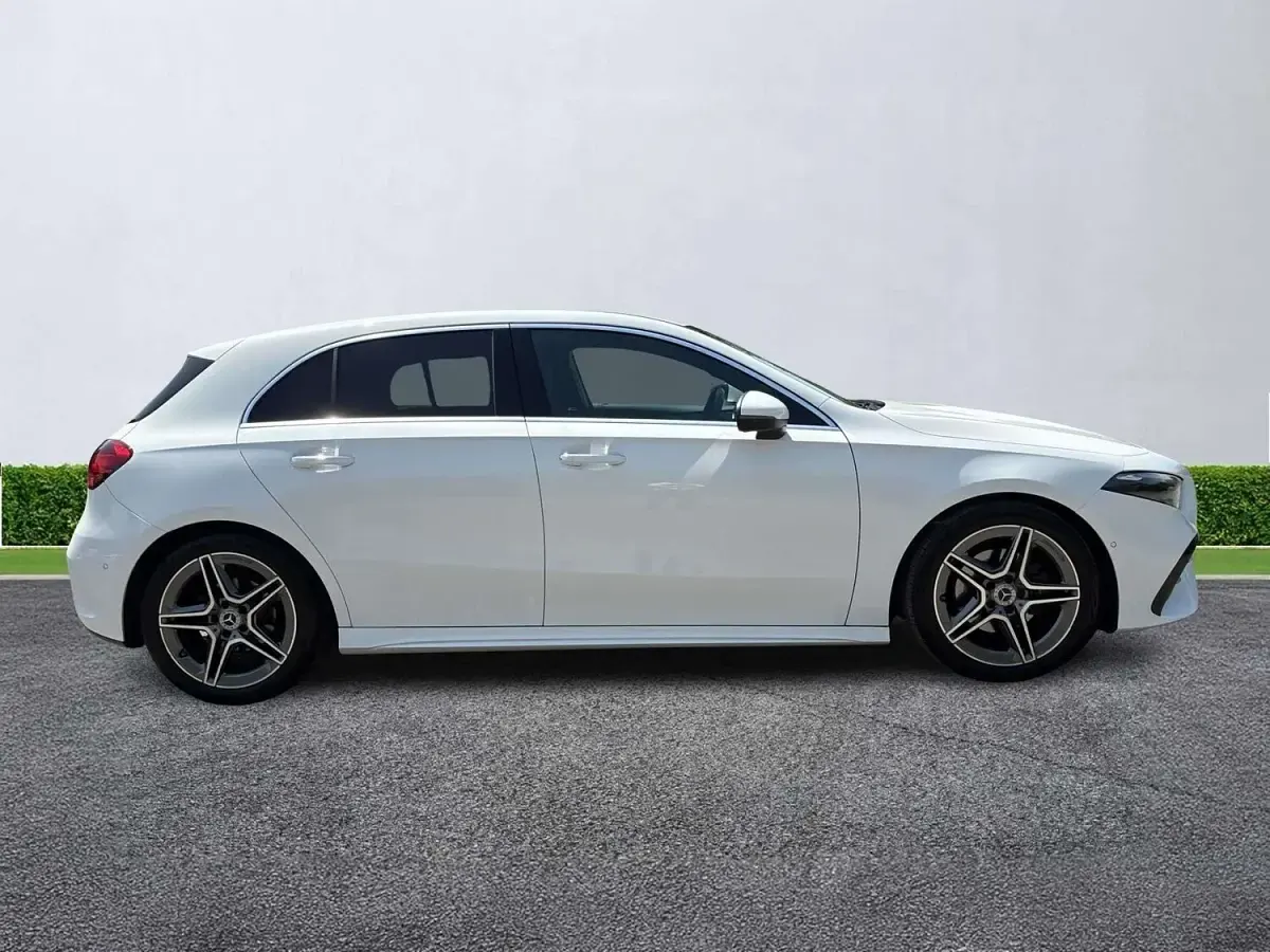 Used Mercedes A180 Executive 2023 White
