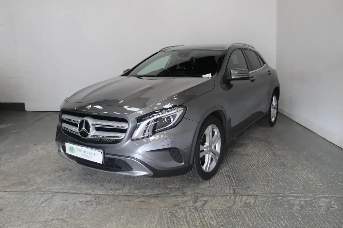 Used Mercedes GLA220 SE 170 HP (125 kW) 2014 Grey SUV