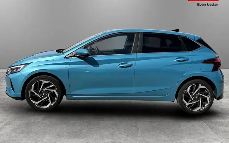 Used Hyundai i20 Premium 101 HP (74 kW) 2023 Hatchback