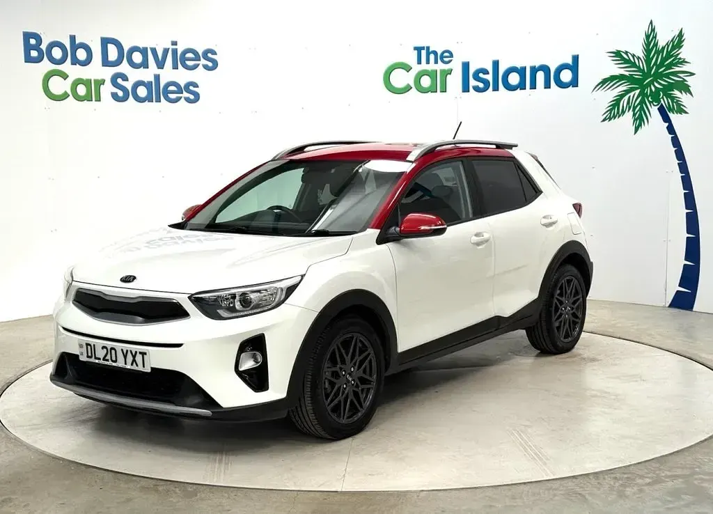 Used Kia Stonic 120 HP (88 kW) 2020 White SUV