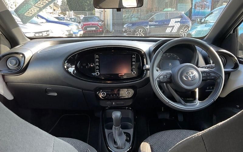 Used Toyota Aygo X 72 HP (52 kW) 2025 SUV