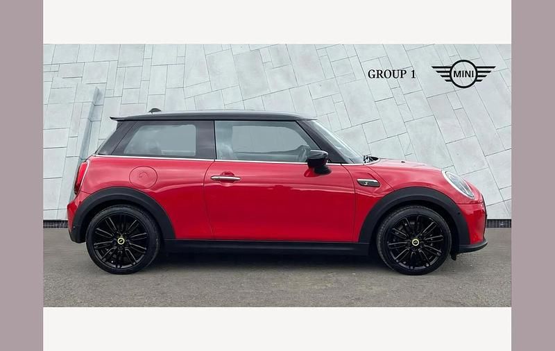 Gebraucht Mini Cooper S Level 3 135 kW (184 PS) 2023 Rot Kleinwagen