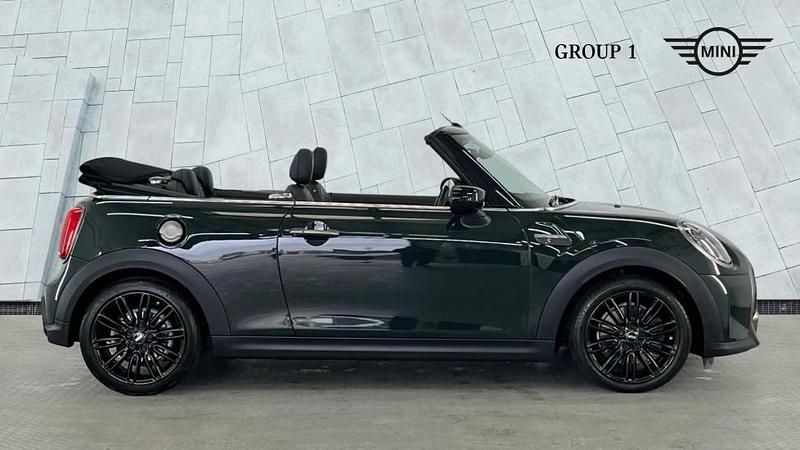 Used Mini Cooper S Resolute Edition 176 HP (129 kW) 2022 Green Hatchback