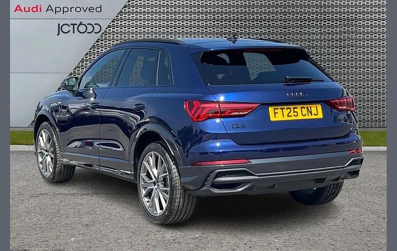 Used Audi Q3 Black Edition 150 HP (110 kW) 2025 Blue SUV