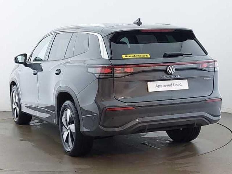 Begagnad VW Tayron Match 204 HK (150 kW) 2025 Grå SUV