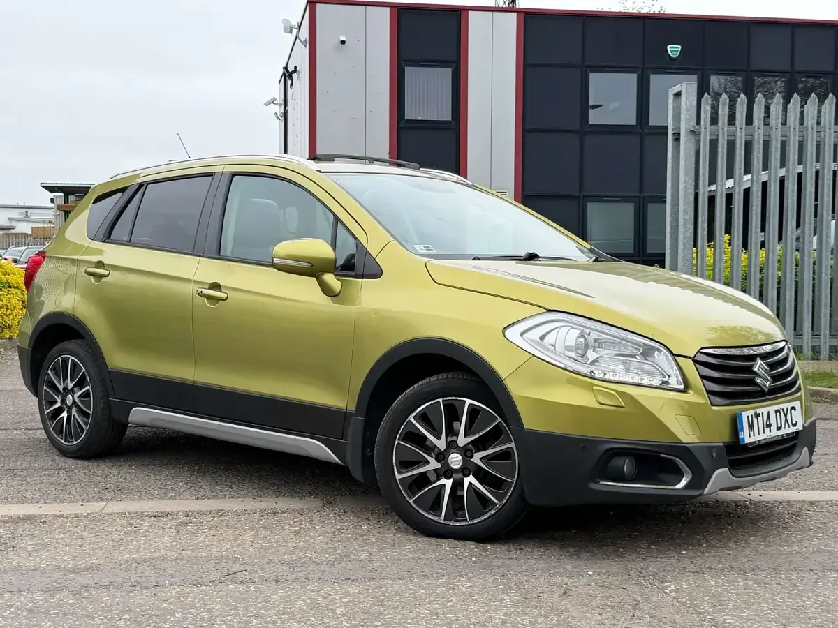 Used Suzuki SX4 S-Cross SZ5 120 HP (88 kW) 2014 Green Hatchback
