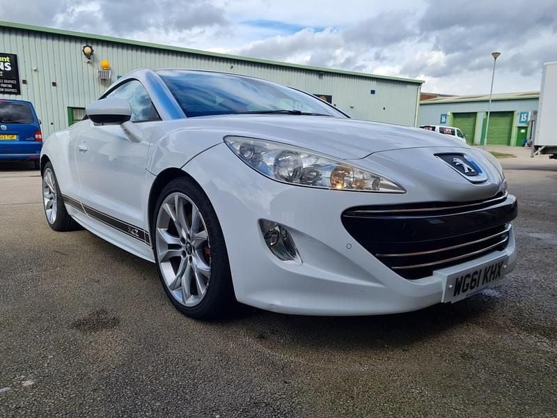 Used Peugeot RCZ GT 200 HP (147 kW) 2011 White Coupe