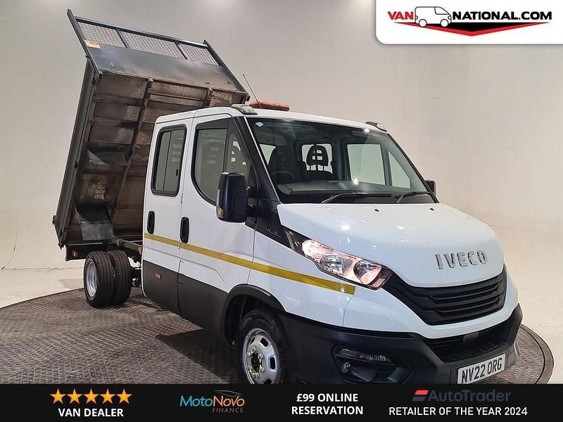 White Used 2022 Iveco Daily Sedan | £18,790 (Fair price) - Image 1/4