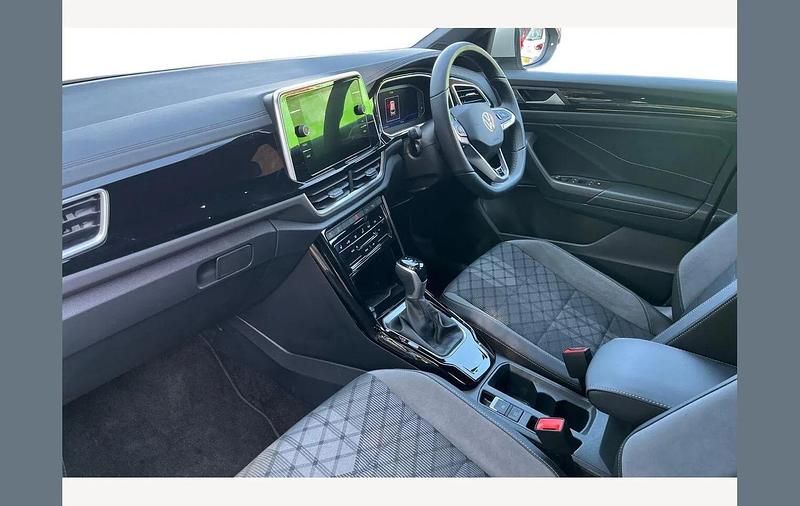 Used VW T-Roc R-line 150 HP (110 kW) 2025 Grey SUV