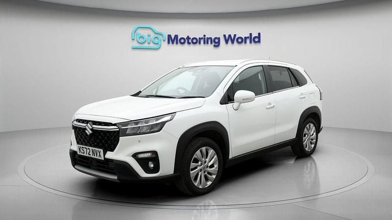 Used Suzuki SX4 2023 White Hatchback