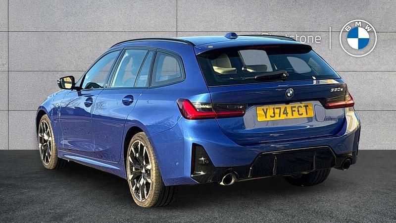 Used BMW 330e M Sport 288 HP (211 kW) 2025 Blue Estate