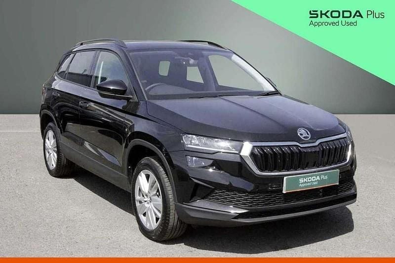 Black Used 2024 Skoda Karoq SE Drive SUV | £24,495 (Fair price) - Image 1/4