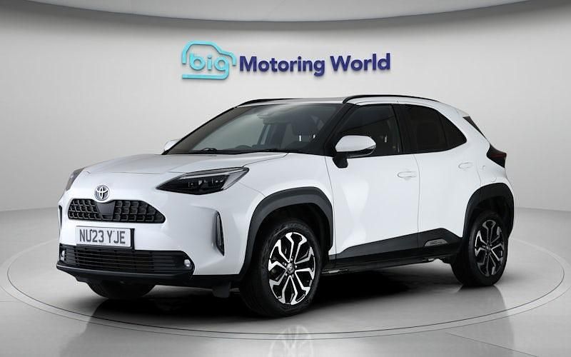 Used Toyota Yaris Hybrid Design 116 HP (85 kW) 2026 Estate